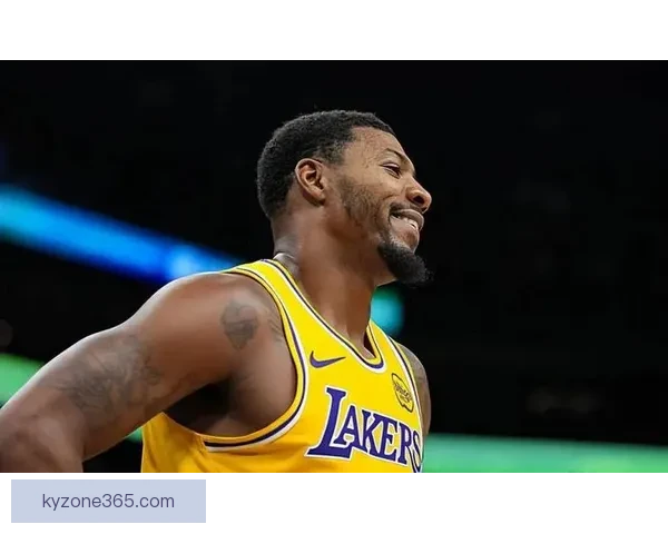 湖人队记透露斯马特或跳出合同多队准备用中产特例展开争夺